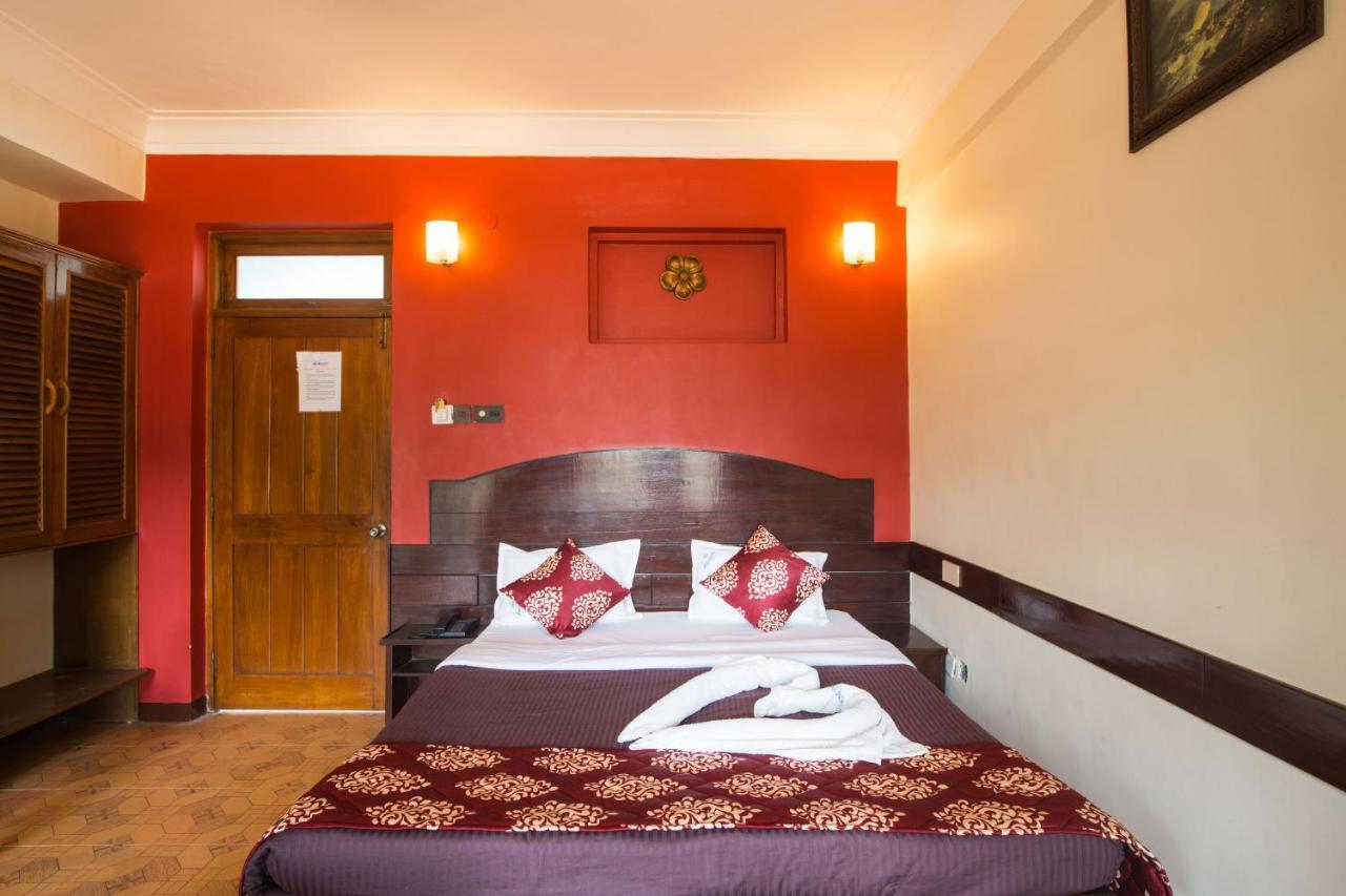 Swimsea Beach Resort, A Beach Property Panaji Esterno foto